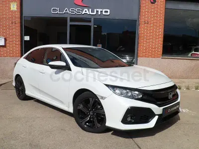 Usado Honda Civic Elegance 129 CV (94 kW) 2018 Blanco Berlina