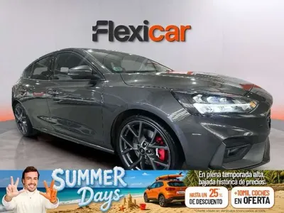 Usado Ford Focus ST 280 CV (205 kW) 2021 Gris Utilitario