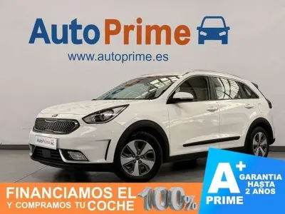 Usado Kia Niro 141 CV (103 kW) 2019 Blanco SUV