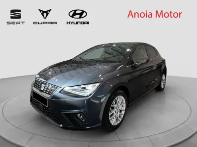 Usado Seat Ibiza FR 116 CV (85 kW) 2025 Gris Utilitario