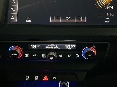 Azul Usado 2018 Audi A1 Utilitario | 17.500 € (Un poco caro)