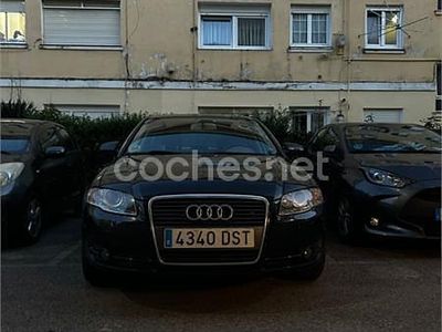 Usado Audi A4 140 CV (102 kW) 2005 Negro Berlina