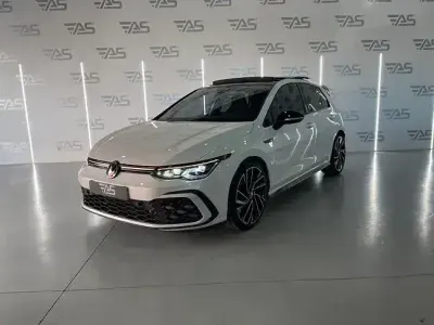 Usado VW Golf VIII GTI 245 CV (180 kW) 2020 Blanco Utilitario