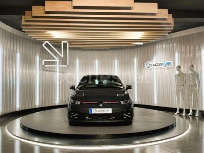 Usado VW Golf VIII GTI 245 CV (180 kW) 2023 Gris / plata Berlina
