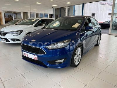 Azul Usado 2016 Ford Focus ST-Line Berlina | 11.990 € (Caro)