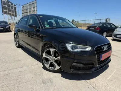 Usado Audi A3 Advanced 110 CV (80 kW) 2015 Negro Berlina