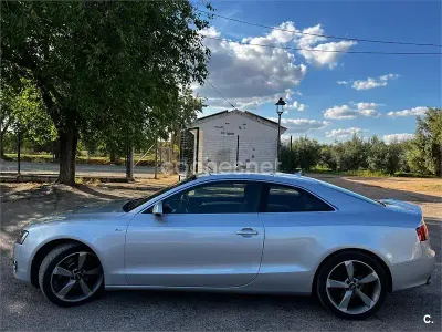 Usado Audi A5 245 CV (180 kW) 2010 Gris / plata Coupe
