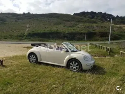 Occasion VW New Beetle 100 ch (73 kW) 2004 Blanc Citadine