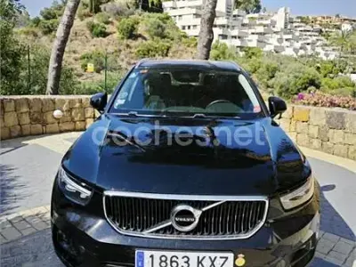 Usado Volvo XC40 Momentum 150 CV (110 kW) 2019 Negro SUV