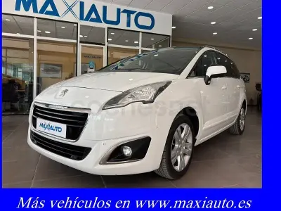 Occasion Peugeot 5008 Allure 120 PK (88 kW) 2016 Wit MPV