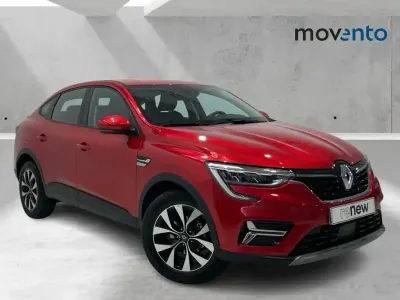 Usado Renault Arkana Equilibre 145 CV (106 kW) 2023 Rojo SUV