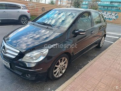 Mercedes B180