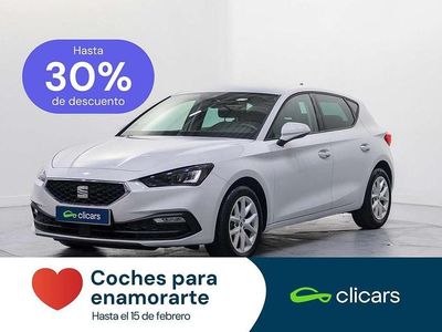 Usado Seat Leon Style 110 CV (80 kW) 2021 Blanco Utilitario
