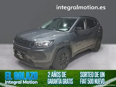 Usado Jeep Compass 130 CV (95 kW) 2022 Gris / plata SUV