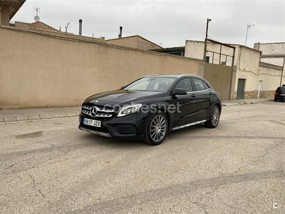 Usado Mercedes GLA220 177 CV (130 kW) 2017 Negro SUV