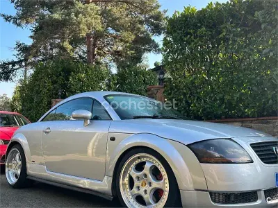 Usado Audi TT 225 CV (165 kW) 2000 Gris / plata Coupe
