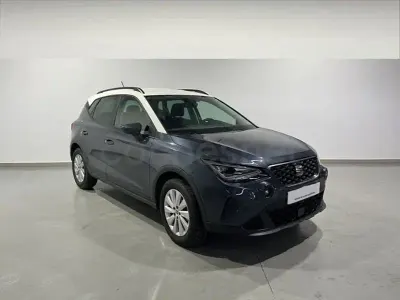 Usado Seat Arona Style 115 CV (84 kW) 2025 Blanco SUV