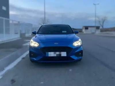 Usado Ford Focus ST-Line 125 CV (91 kW) 2018 Azul Utilitario