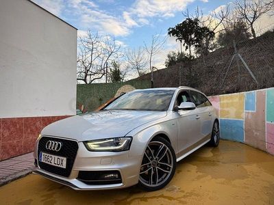 Usado Audi A4 S-Line 190 CV (139 kW) 2014 Gris / plata Familiar