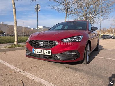 Usado Seat Leon FR 150 CV (110 kW) 2022 Rojo Berlina