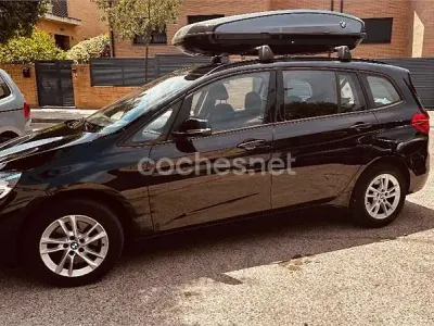 Usado BMW 218 150 CV (110 kW) 2017 Negro Familiar