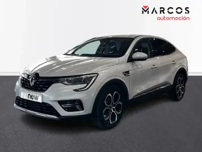 Usado Renault Arkana Zen 145 CV (106 kW) 2022 SUV
