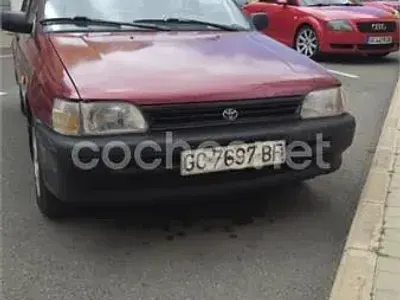 Usado Toyota Corolla Luna 110 CV (80 kW) 1997 Granate Berlina