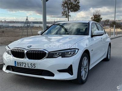 Blanco Usado 2021 BMW 320e Berlina | 22.250 € (Precio justo)