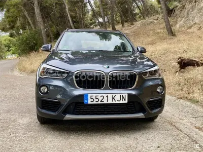 Usado BMW X1 150 CV (110 kW) 2018 Gris / plata SUV