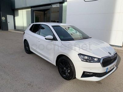 Usado Skoda Fabia 95 CV (69 kW) 2025 Blanco Utilitario
