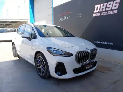Usado BMW 218 136 CV (100 kW) 2024 Blanco Familiar
