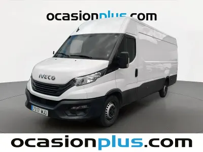 Begagnad Iveco Daily 156 HK (114 kW) 2023 Vit Kombi