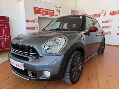 Usado Mini Cooper SD 143 CV (105 kW) 2016 Gris Utilitario