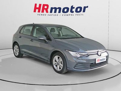 Usado VW Golf VIII Life 111 CV (81 kW) 2024 Gris Utilitario