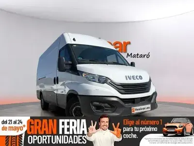 Usado Iveco Daily 156 CV (114 kW) 2023 Blanco Berlina