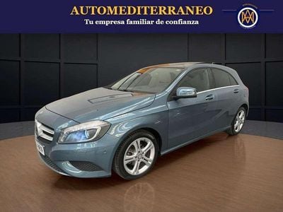 Usado Mercedes A180 Style 109 CV (80 kW) 2013 Azul Berlina