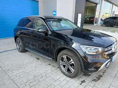 Usado Mercedes GLC220 194 CV (142 kW) 2022 Gris / plata SUV