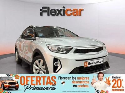 Usado Kia Stonic 100 CV (73 kW) 2022 Gris SUV