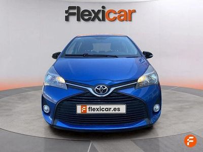 Azul Usado 2017 Toyota Yaris Active Berlina | 12.890 € (Un poco caro)