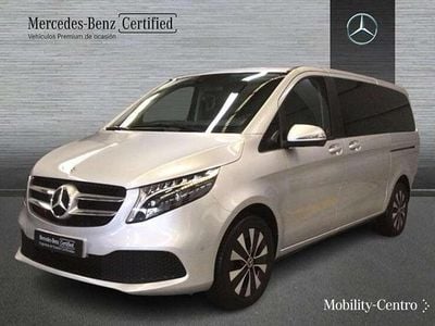 Usado Mercedes V250 2023 Plateado Monovolumen
