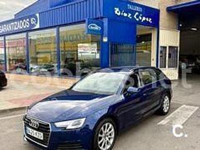 Usado Audi A4 150 CV (110 kW) 2019 Azul Familiar
