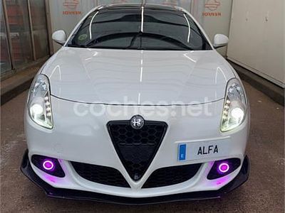 Usado Alfa Romeo Giulietta Distinctive 105 CV (77 kW) 2011 Blanco Utilitario