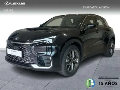 Usado Lexus LBX 136 CV (100 kW) 2025 Negro SUV