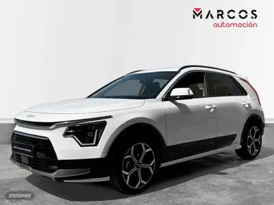 Usado Kia Niro 141 CV (103 kW) 2023 Blanco SUV