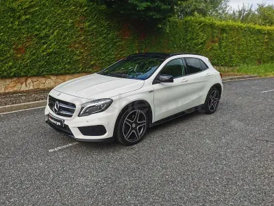 Usado Mercedes GLA220 AMG Edition 1 170 CV (125 kW) 2015 Blanco SUV