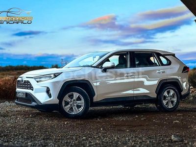 Blanco Usado 2020 Toyota RAV4 Hybrid Advance SUV | 27.500 € (Un poco caro)