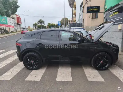 Usado Jaguar E-Pace R-Dynamic 249 CV (183 kW) 2019 Negro SUV