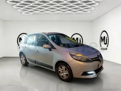 Usado Renault Scénic III Expression 110 CV (80 kW) 2013 Gris Monovolumen