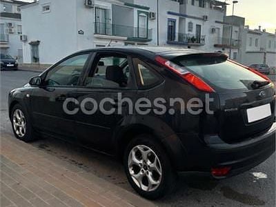 Usado Ford Focus Trend 115 CV (84 kW) 2007 Negro Berlina