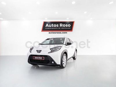 Usado Toyota Aygo X Play 72 CV (52 kW) 2025 Blanco SUV